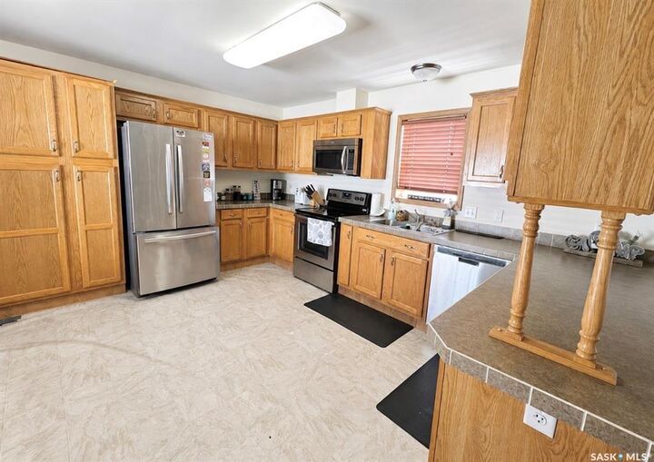 Property Photo: 19 Meadowlark Court SK S0H 3P0