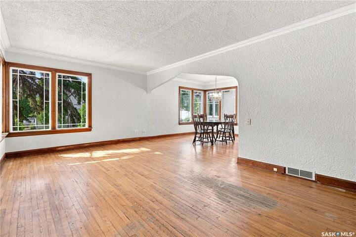 Property Photo: 3200 College Avenue SK S4T 1V9