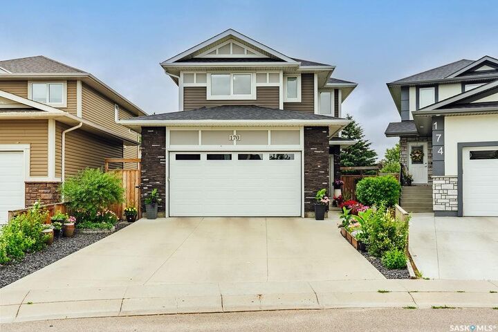 Property Photo: 170 Palliser Court SK S7L 4P9