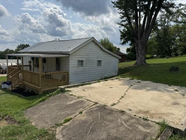 Property Photo: 85 Earl St OH 45634