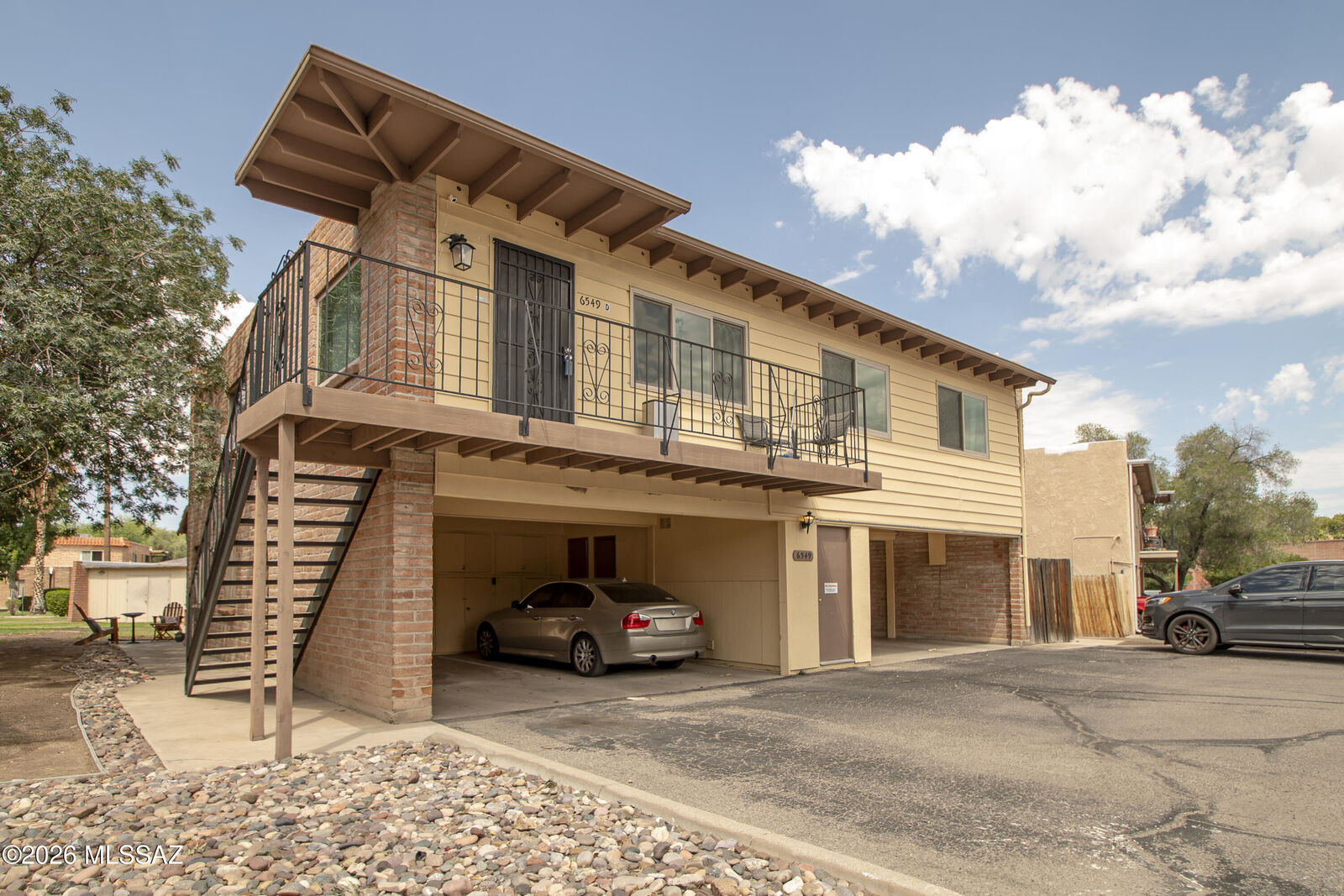 Property Photo: 6549 E Calle La Paz D AZ 85715