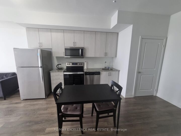Photo de la propriété:  10 Meadowglen Place 707  ON M1G 0A8 