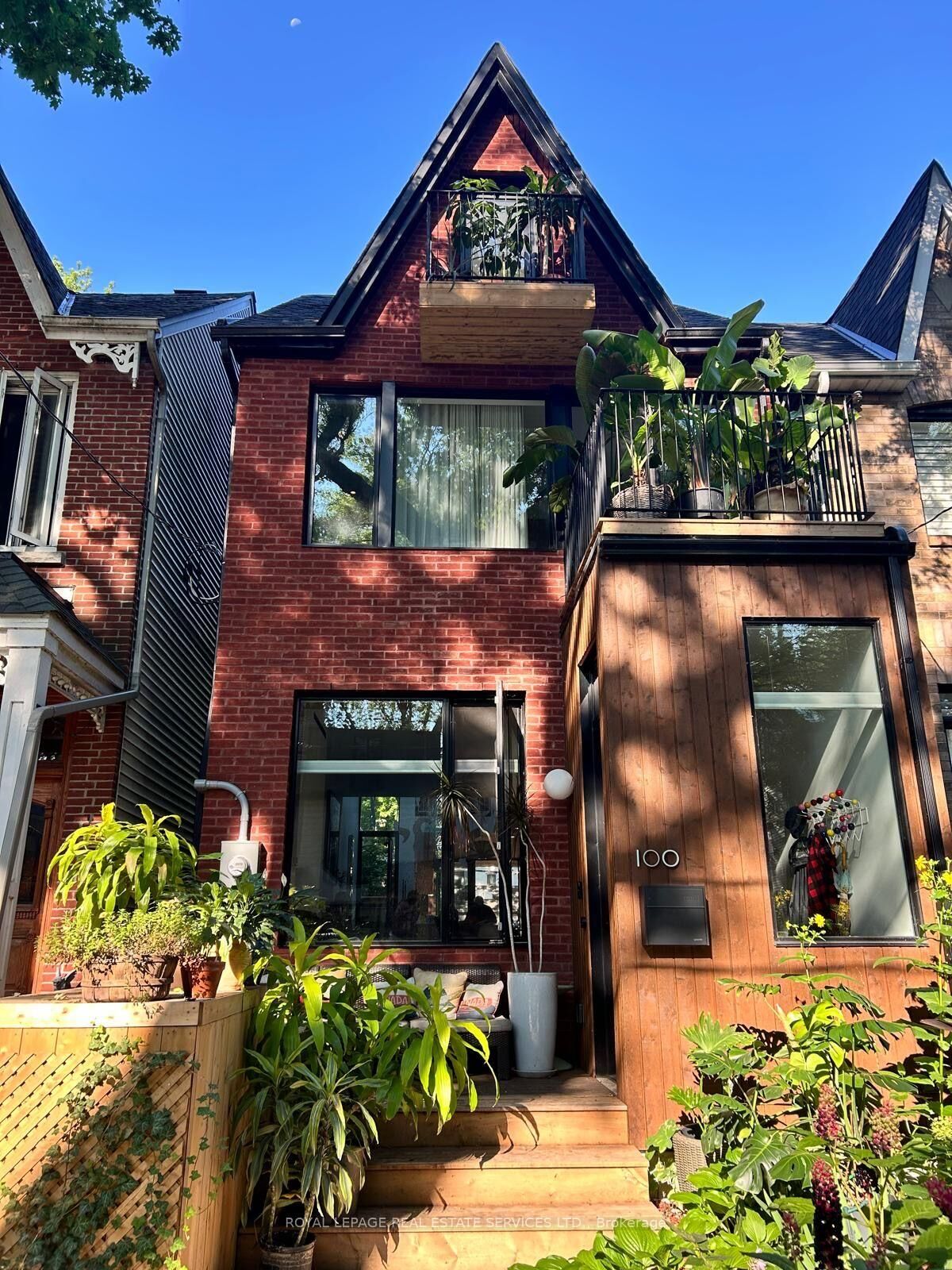 Property Photo: 100 Morse Street Unit-B ON M4M 2P6