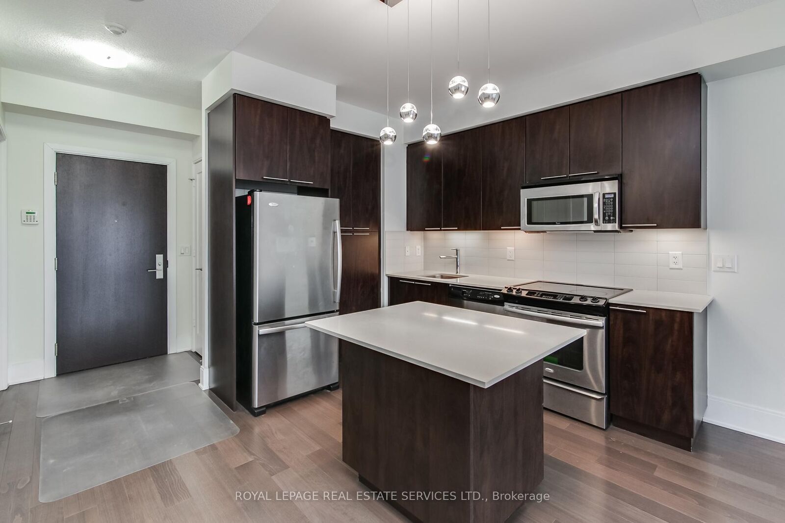 Property Photo:  25 Broadway Avenue 1408  ON M4P 1T7 