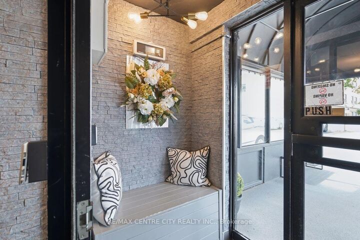 Property Photo: 440 Central Avenue 605 ON N6B 2E5