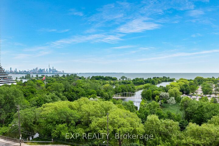 Property Photo:  2230 Lake Shore Boulevard W 808  ON M8V 0B2 