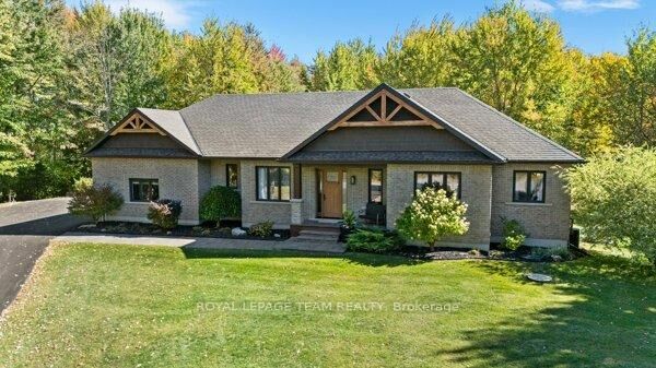 524 Osmond Daley Drive — photo 1