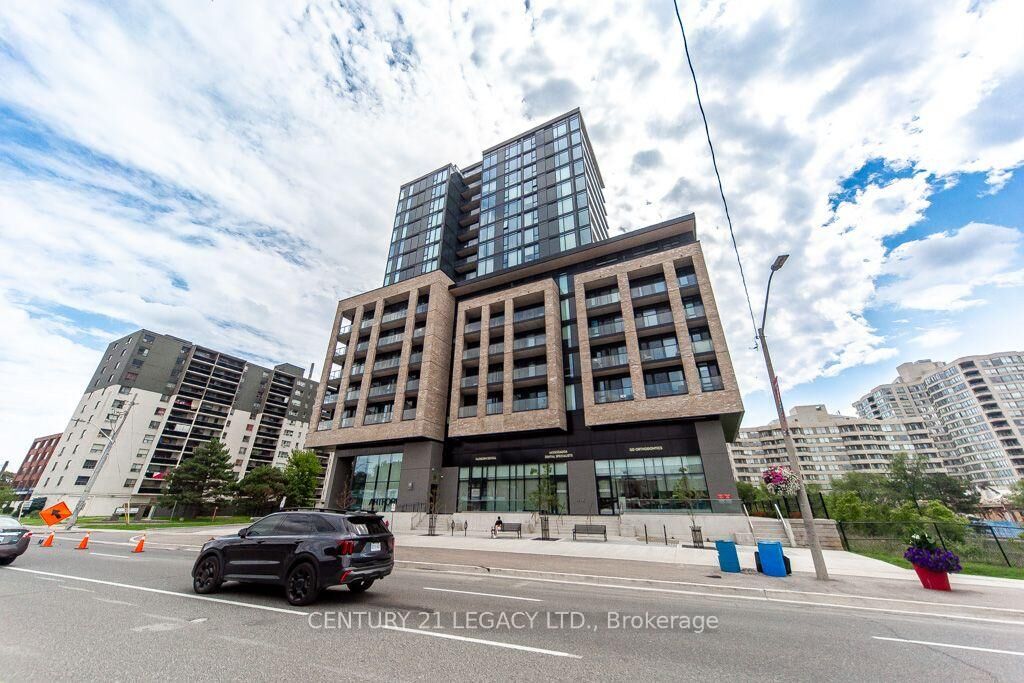 Property Photo: 86 Dundas Street E 821 ON L5A 1W4