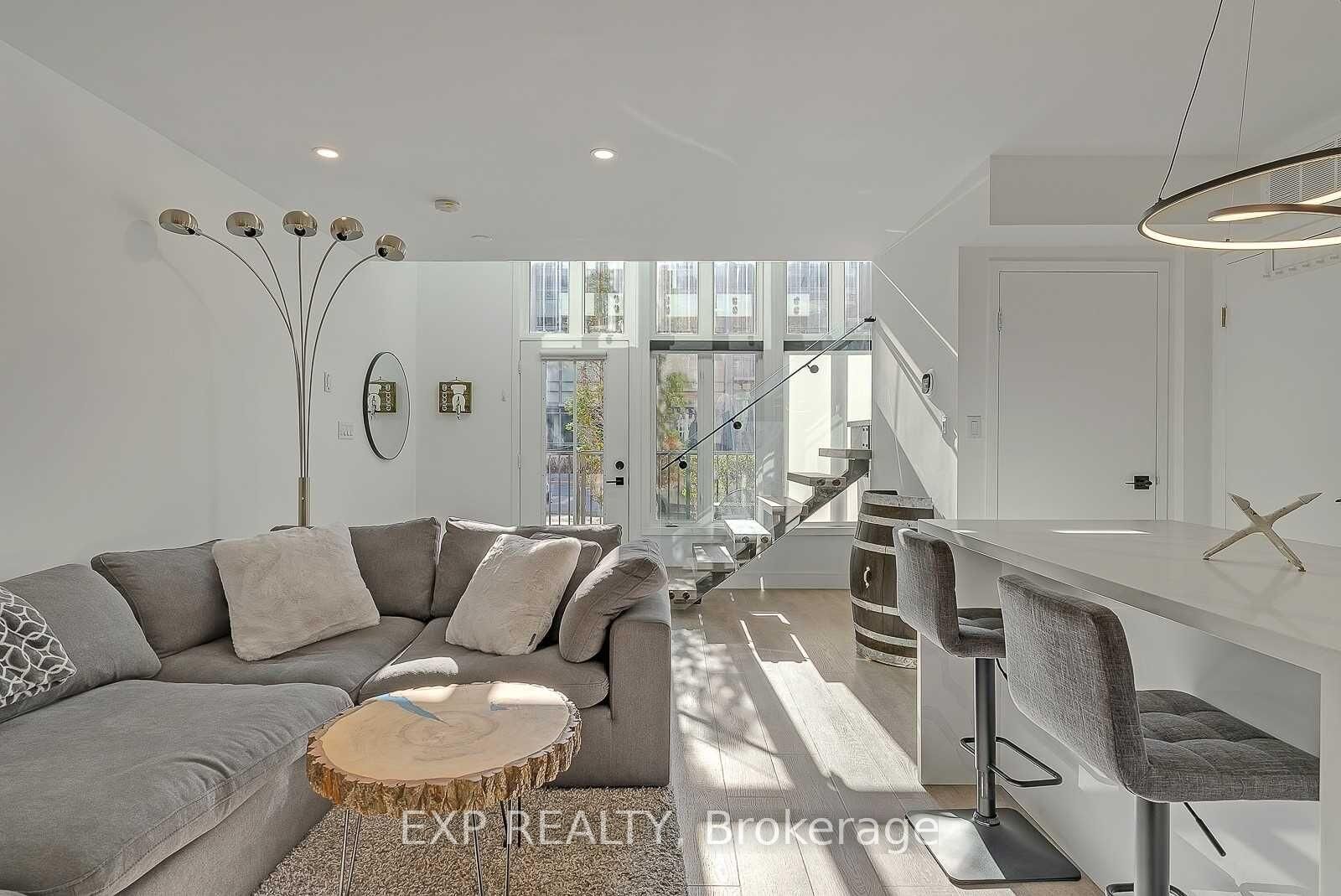Property Photo: 50 East Liberty Street 1111 ON M6K 3P3