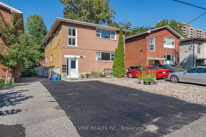 Property Photo: 898 Watson Avenue ON K2B 6B9