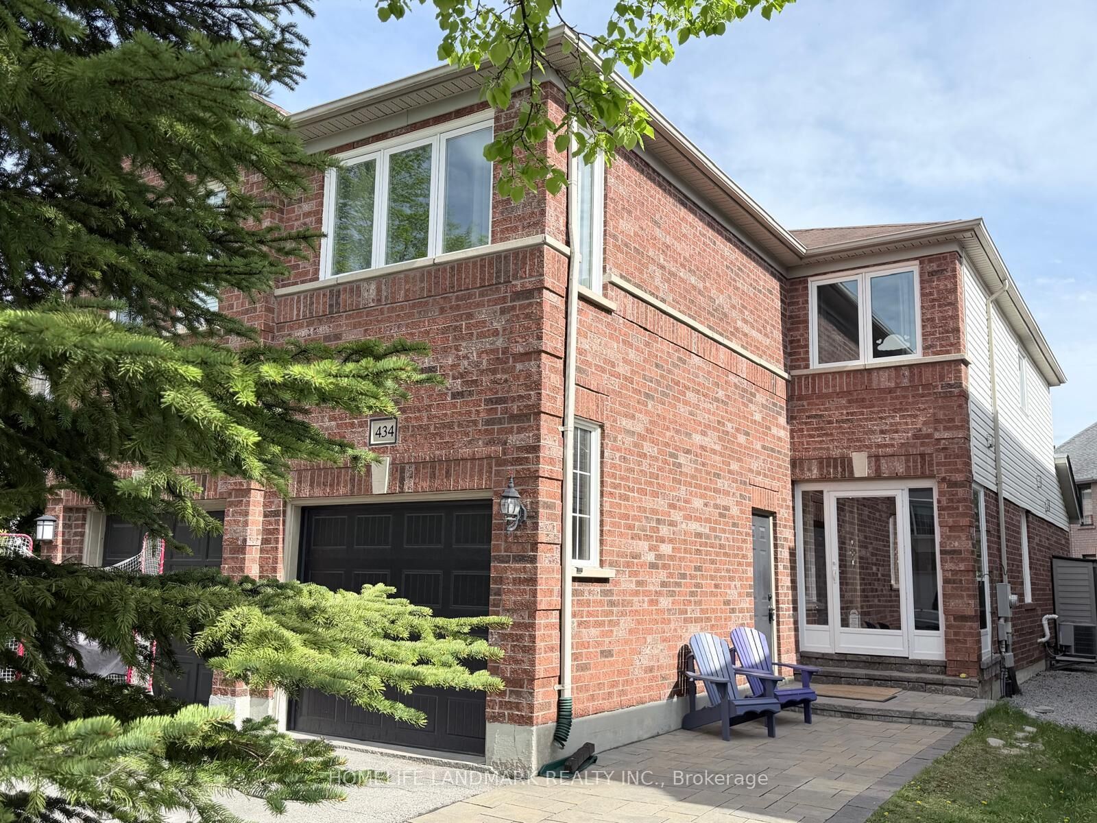 Property Photo: 434 Heddle Crescent ON L3X 2J2