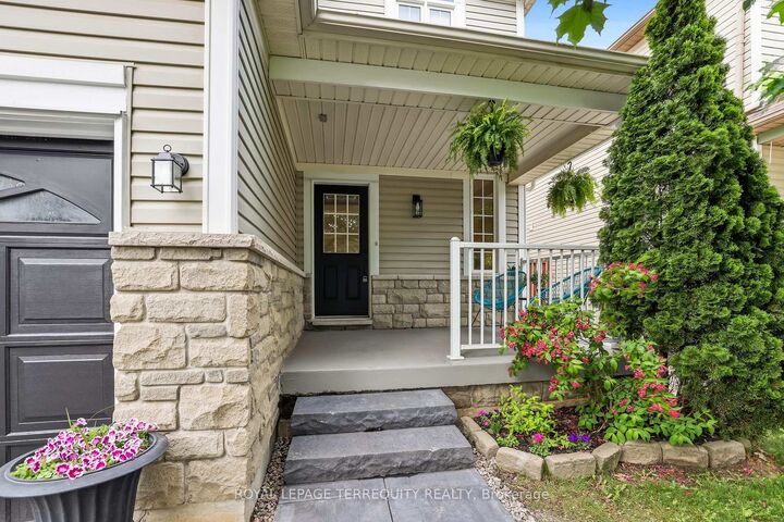 Property Photo: 8 Sinden Drive ON L1M 2B8