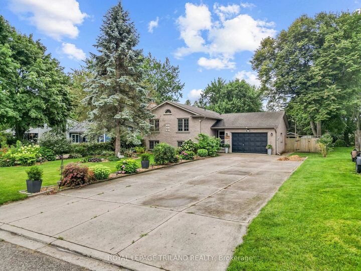 Property Photo: 172 Simpson Street ON N0L 1M0