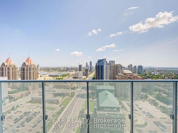 Property Photo: 3900 Confederation Parkway 2612 ON L5B 0M3