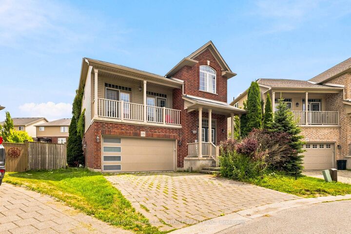 Property Photo: 400 Skyline Avenue 15 ON N5X 0B3