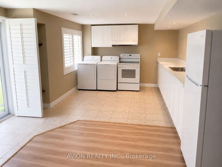 Photo de la propriété:  Bsmt-947 Northern Prospect Crescent  ON L3X 1N8 