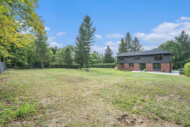 Property Photo: 19 Newland Drive E ON K2J 3Z8