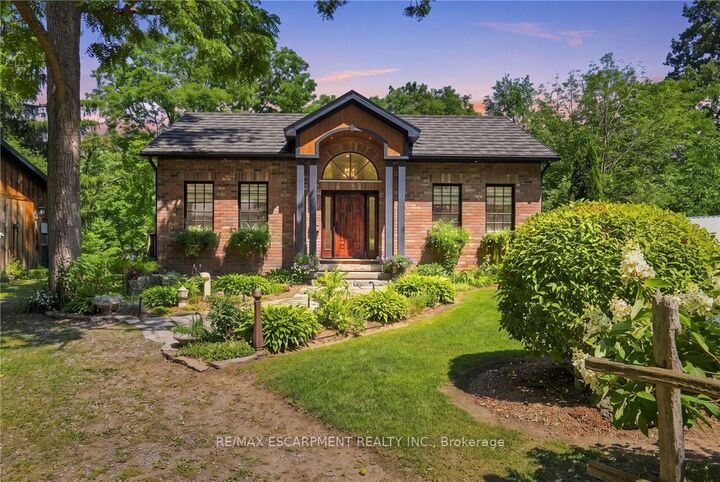 376 Moxley Road — photo 1