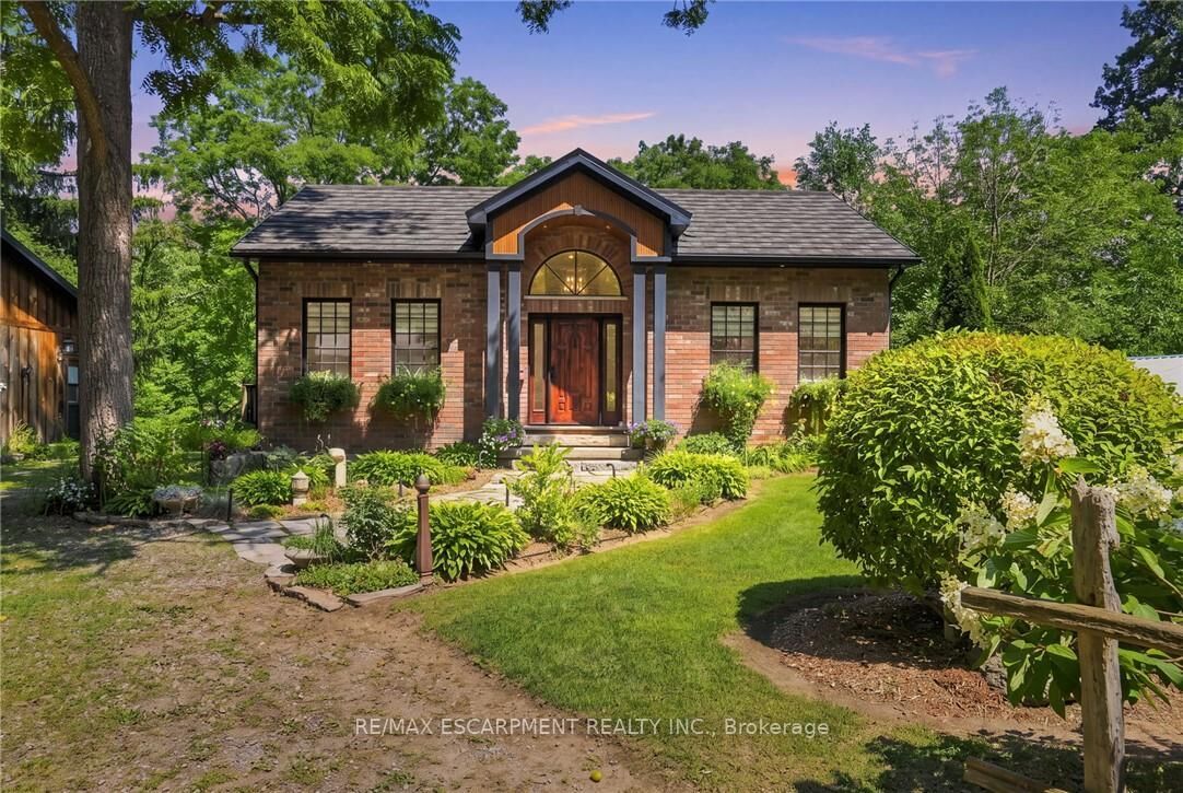 Property Photo: 376 Moxley Road ON L9H 5L5