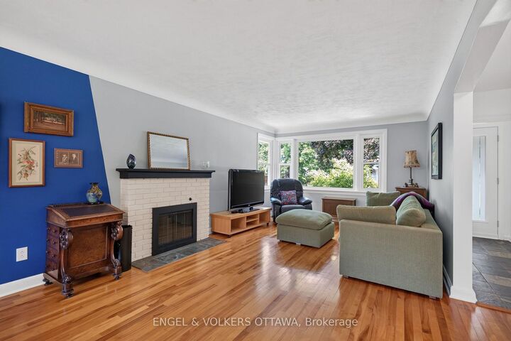 Property Photo: 134 Rachael Avenue ON K1H 6C6
