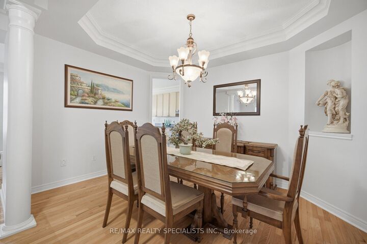 Property Photo:  3225 Escada Drive  ON L5M 7V6 