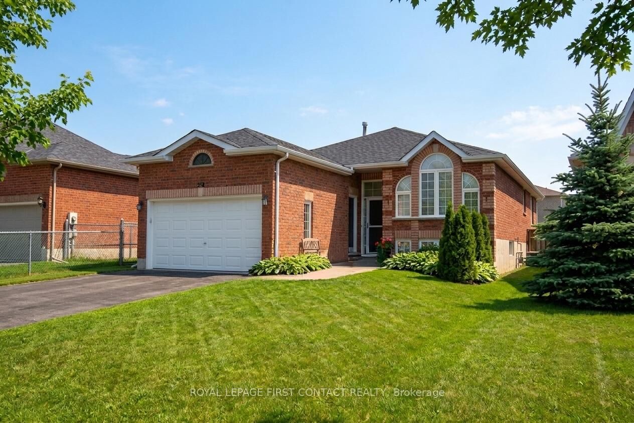 Property Photo:  238 Wessenger Drive Upper  ON L4N 8R4 