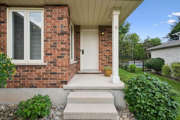 Property Photo: 8 Mollison Court ON N1C 1A7