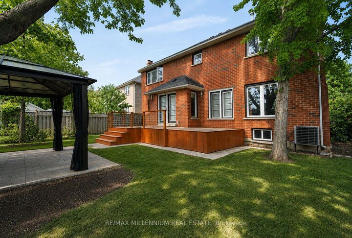 Property Photo: 2776 Rosewood Lane ON L6J 7M4