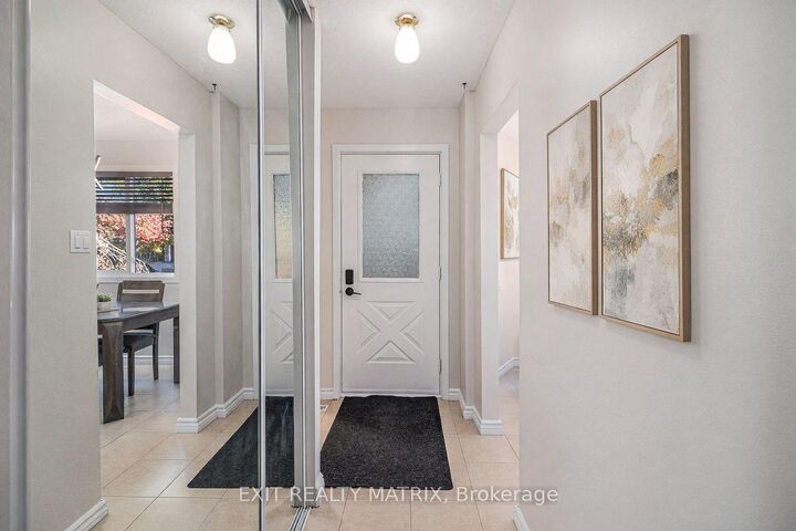 Property Photo: 1432 Deavy Way ON K1E 2W8