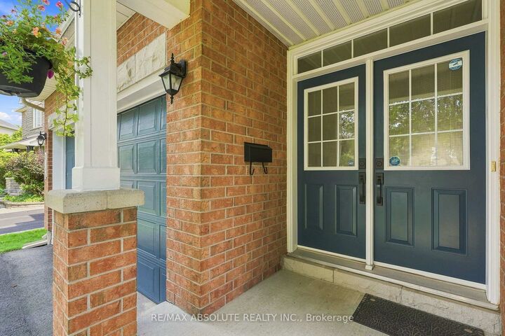 2158 Valenceville Crescent — photo 1
