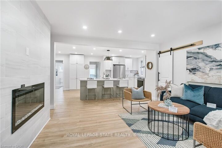 Property Photo: 10 Comet Avenue 1 ON L8H 7E5