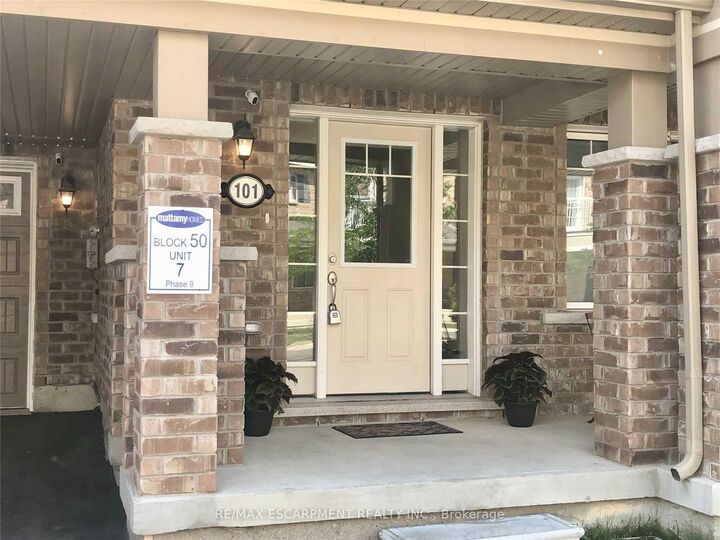 Property Photo: 101 Lemieux Court ON L9E 1E9