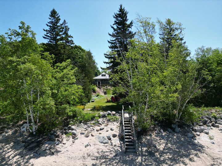 Property Photo: 924 Saugeen Street ON N2Z 1A8