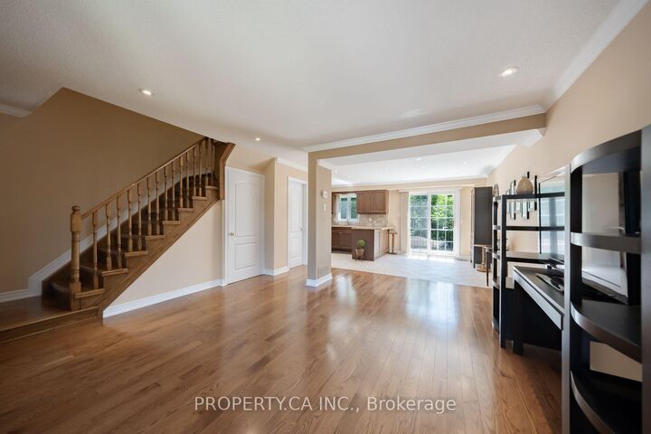 Property Photo:  17 Boyne Highlands Court  ON L4K 1K4 