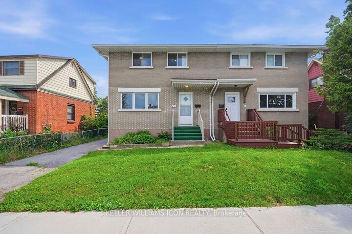 Property Photo: 873 Woodroffe Avenue ON K2A 2G5