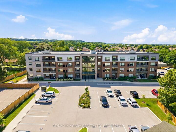 3998 Victoria Avenue 405 — photo 1