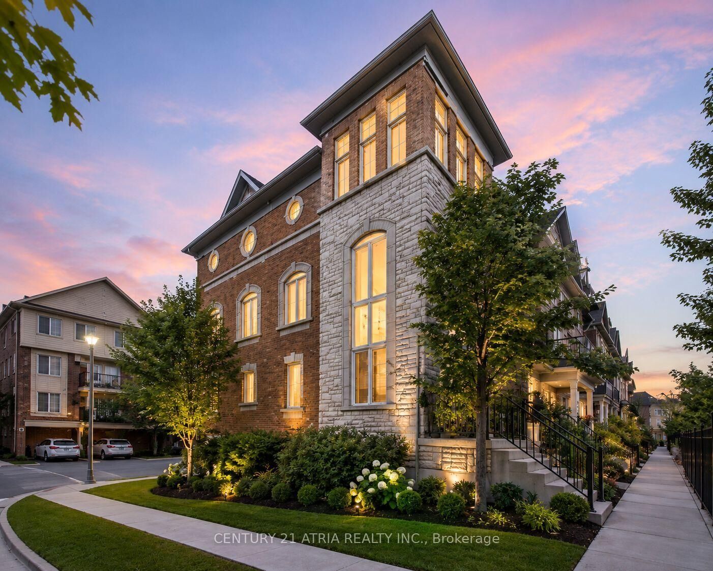 Property Photo: 92 Louisbourg Way ON L6E 0C5