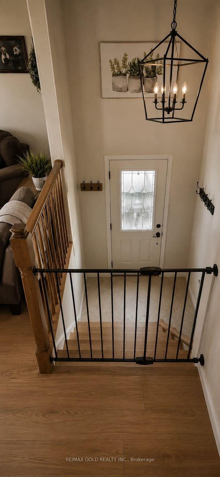 Property Photo: 617 Trailview Drive ON K9J 8K3