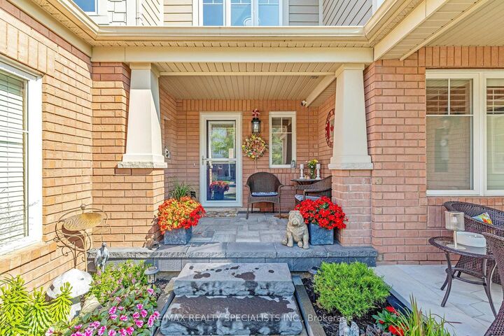 Property Photo:  590 Speyer Circle  ON L9T 0Y5 