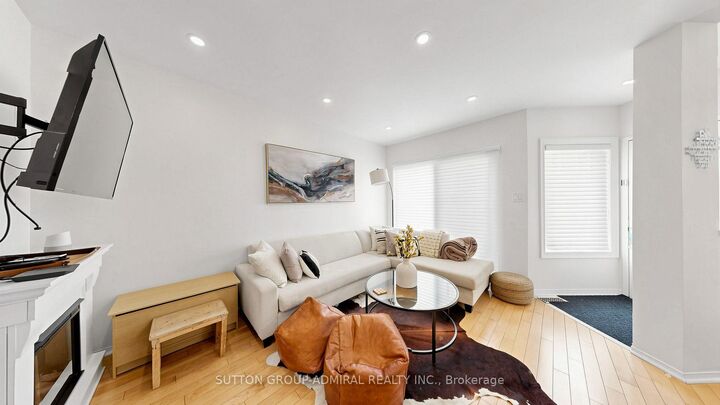 Property Photo: 735 New Westminster Drive 46 ON L4J 7Y9