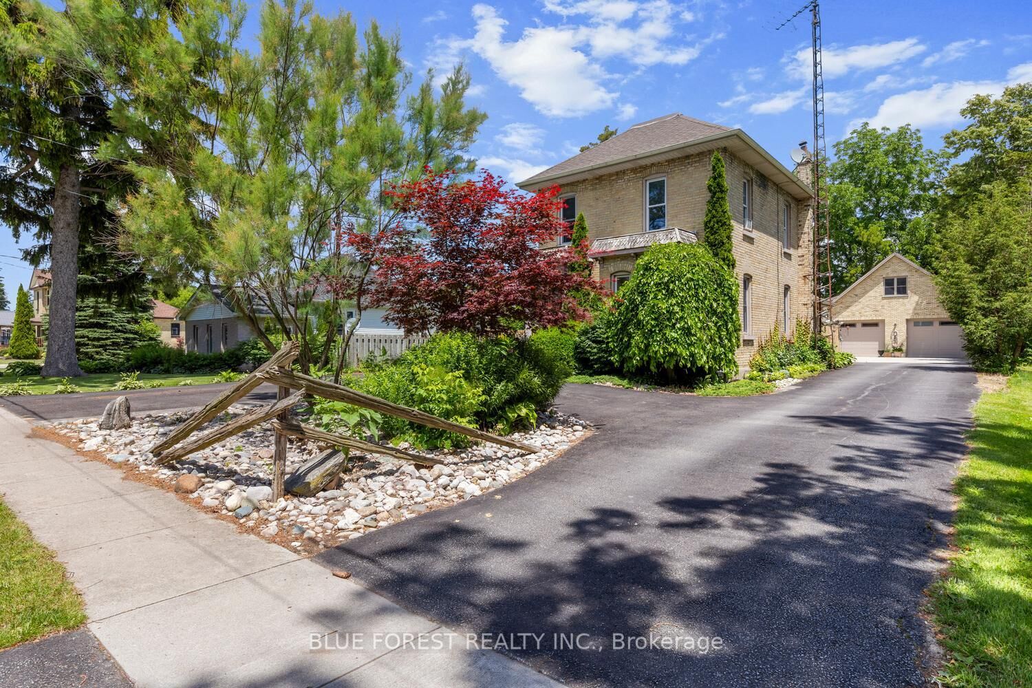 Property Photo: 201 Margaret Street ON N0L 1J0