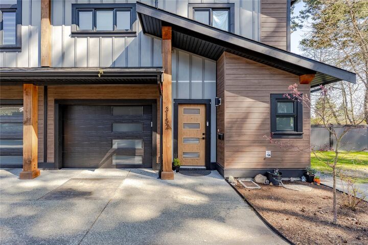 Property Photo: 3152 Mexicana Rd BC V9T 2W7