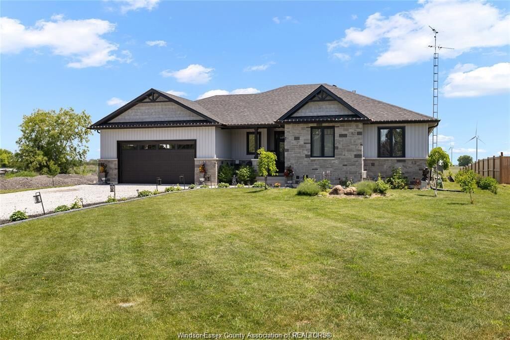 Property Photo: 366 East Ruscom River Road ON N0R 1S0