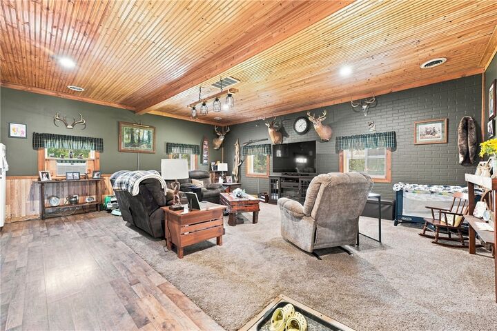 Property Photo:  734 Mercer Rd  PA 16125 