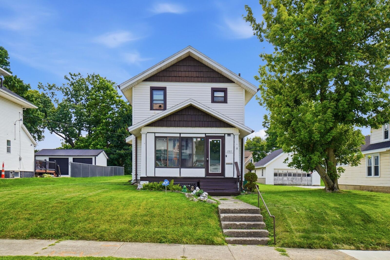 Property Photo:  1587 Charles Street  OH 45505 