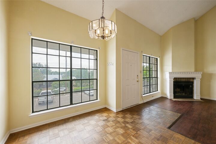 Property Photo:  1610 Waterston Avenue 11  TX 78703 