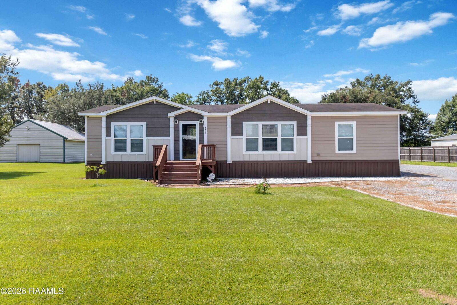 Property Photo:  7709 Fred Romero Road  LA 70560 