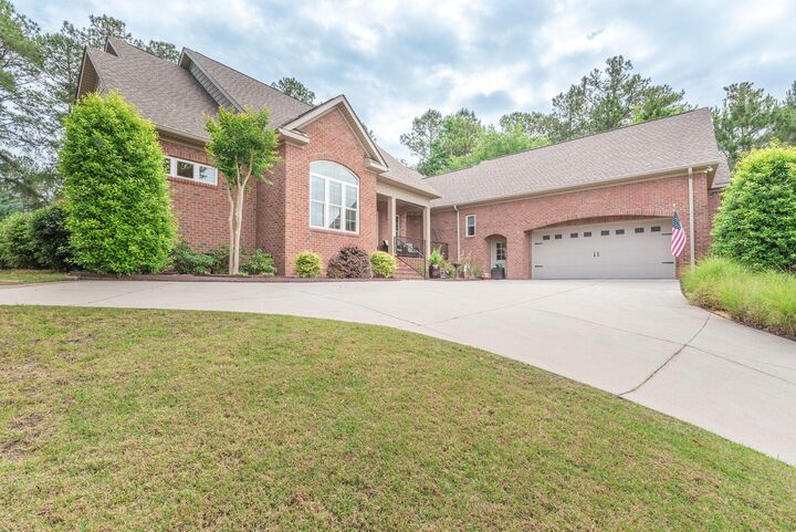 Property Photo: 184 Lady Banks Road SC 29803