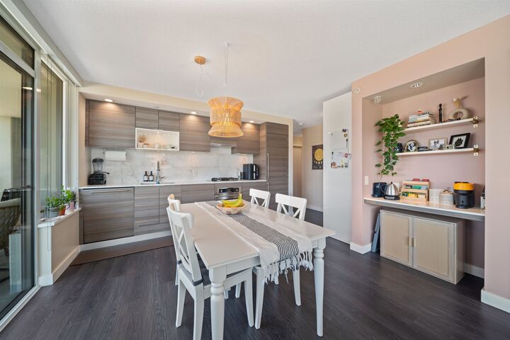 Property Photo:  602 Como Lake Avenue 602  BC V3J 0G2 