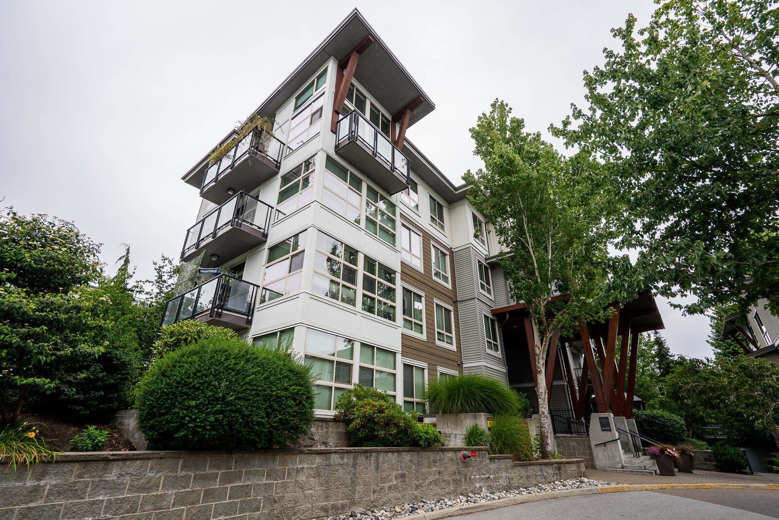 Property Photo: 6688 120 Street 321 BC V3W 1T8